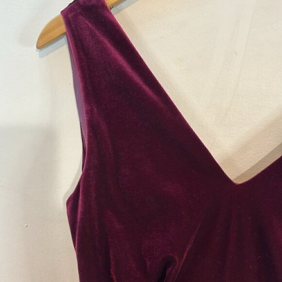 Topshop Petite deep wine colour purple velvet shorts romper lace back size US2 - Picture 9 of 9